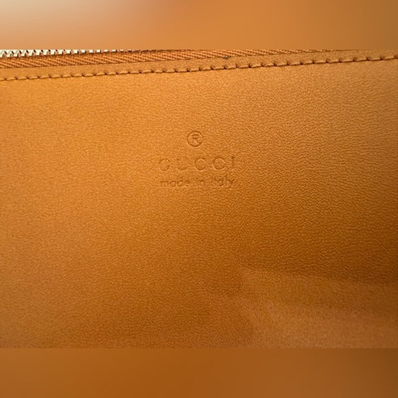 GUCCI LARGE TOTE BAG WITH GUCCI PRINT - Picture 10 of 12